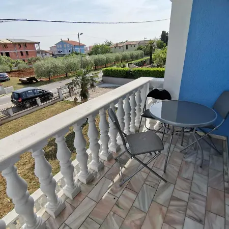 Toni Apartment *