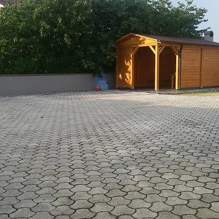 Apartman Toni *